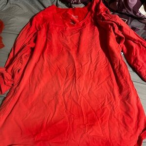 D&Co Active Vibrant Red Top